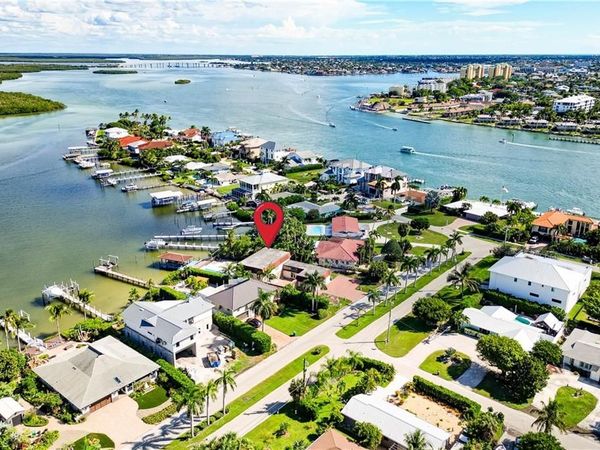 11 Capri BLVD , NAPLES, FL 34113