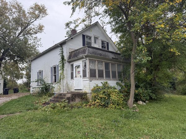 7237 Grand Boulevard , Hobart, IN 46342