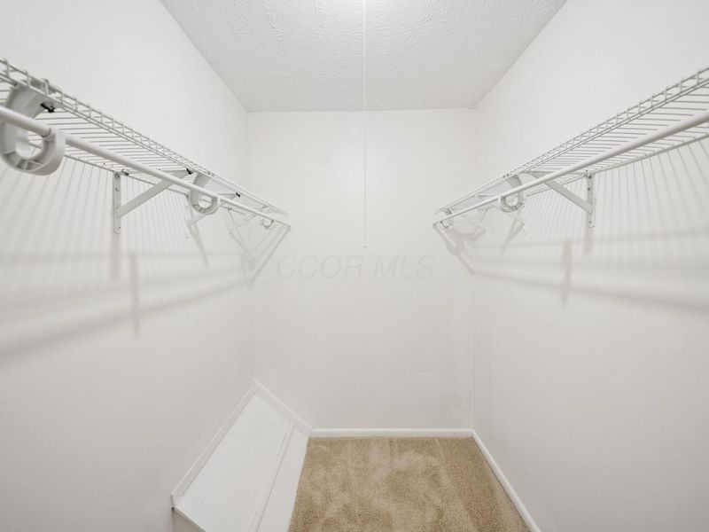 2464 Natchez Drive , Unit B, Columbus, OH 43209 Photo 18
