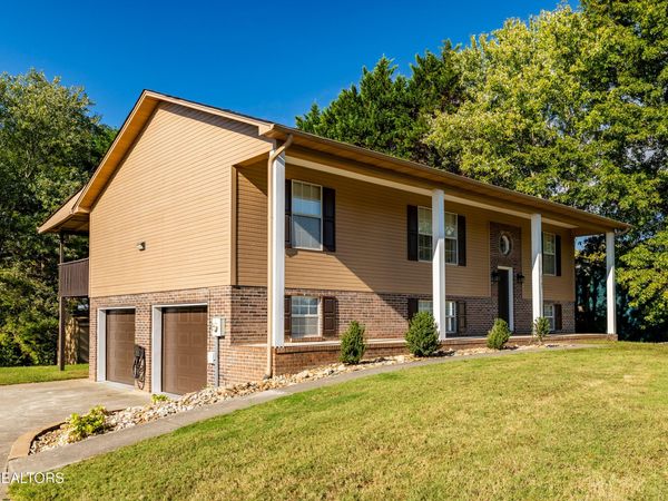 4147 Franklin Hill Blvd, Maryville, TN 37804
