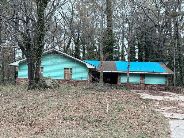 2430 Cheryl Lynne Lane , Atlanta, GA 30349