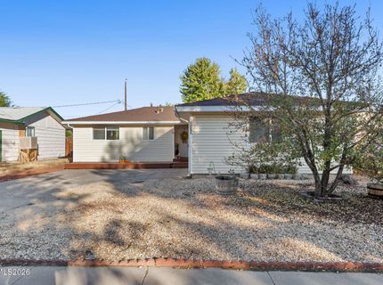 3280 Probasco Way, Sparks, NV 89431 Photo