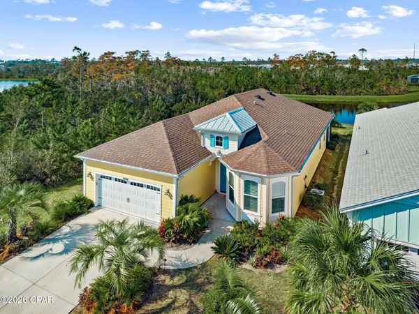 8448 Landshark Boulevard, Panama City Beach, FL 32413