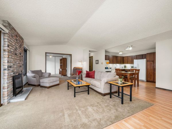 1070 Zanzibar Lane N, Plymouth, MN 55447