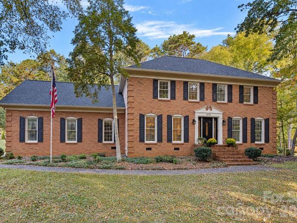 2716 Oldenway Drive , Charlotte, NC 28269