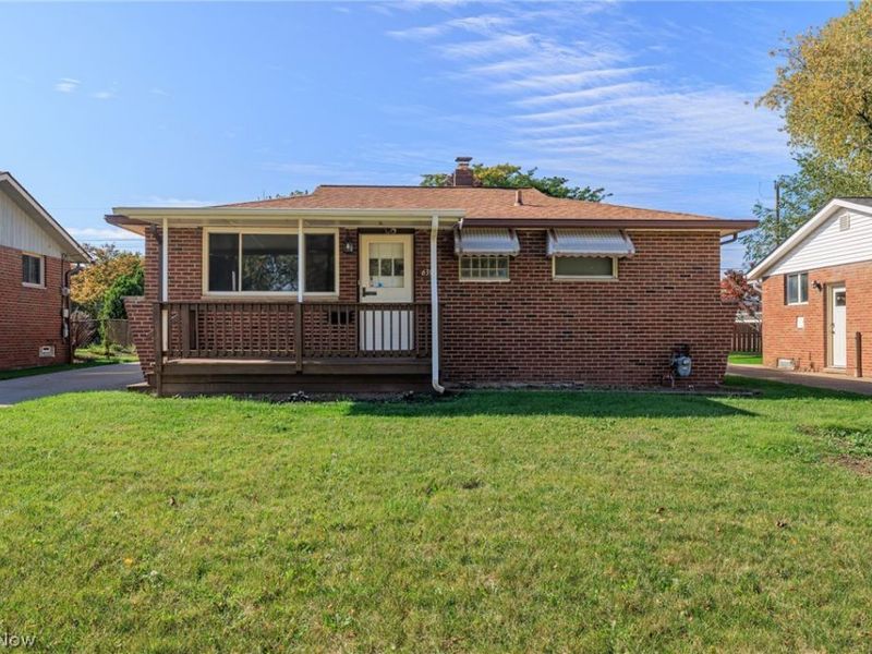 6392 Lockhaven Drive, Brook Park, OH 44142 Photo 1