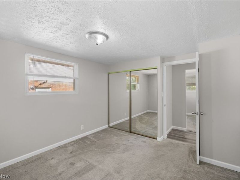 6392 Lockhaven Drive, Brook Park, OH 44142 Photo 24