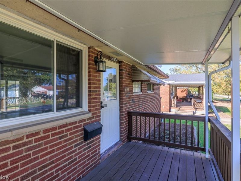 6392 Lockhaven Drive, Brook Park, OH 44142 Photo 7