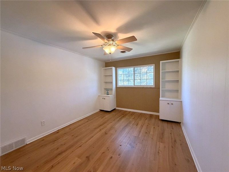 607 Castle Boulevard, Akron, OH 44313 Photo 27