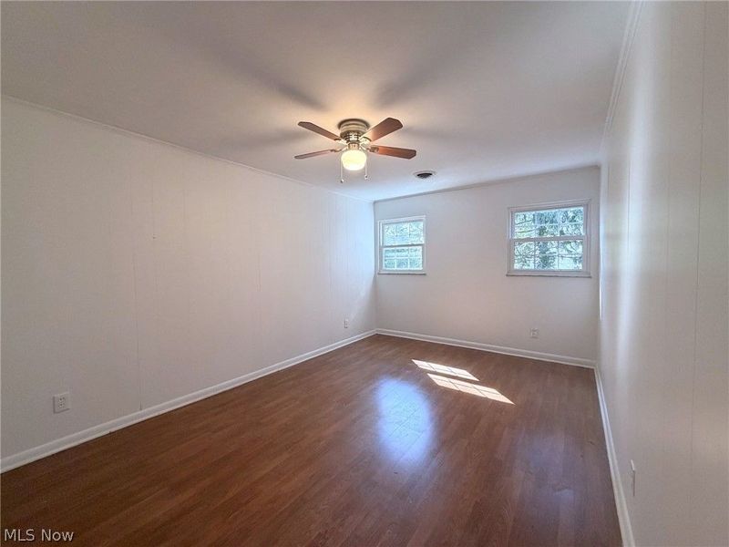 607 Castle Boulevard, Akron, OH 44313 Photo 28
