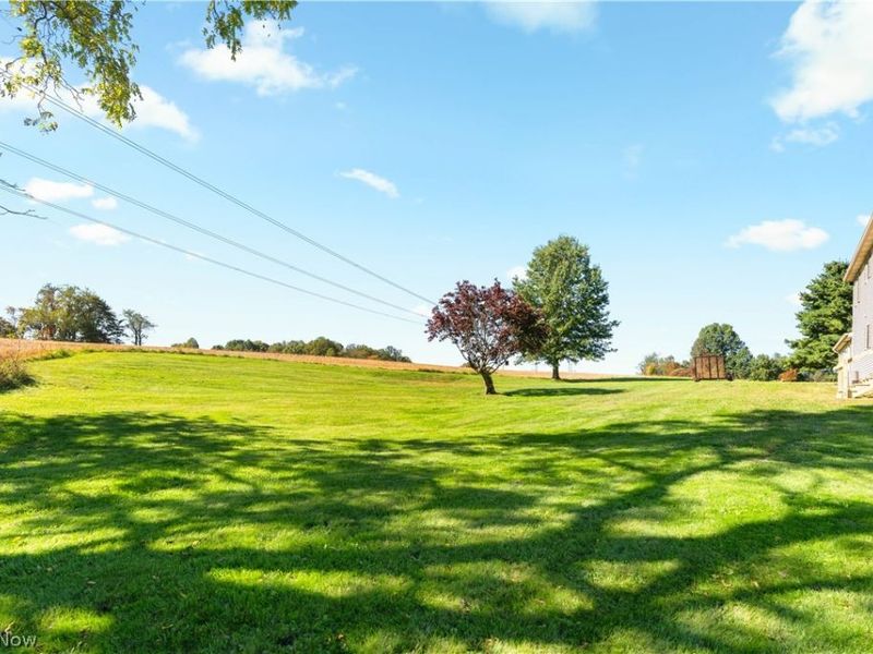 5080 Baker Street SE, East Canton, OH 44730 Photo 9