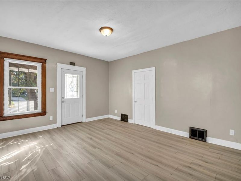 3658 E 55th Street, Cleveland, OH 44105 Photo 10