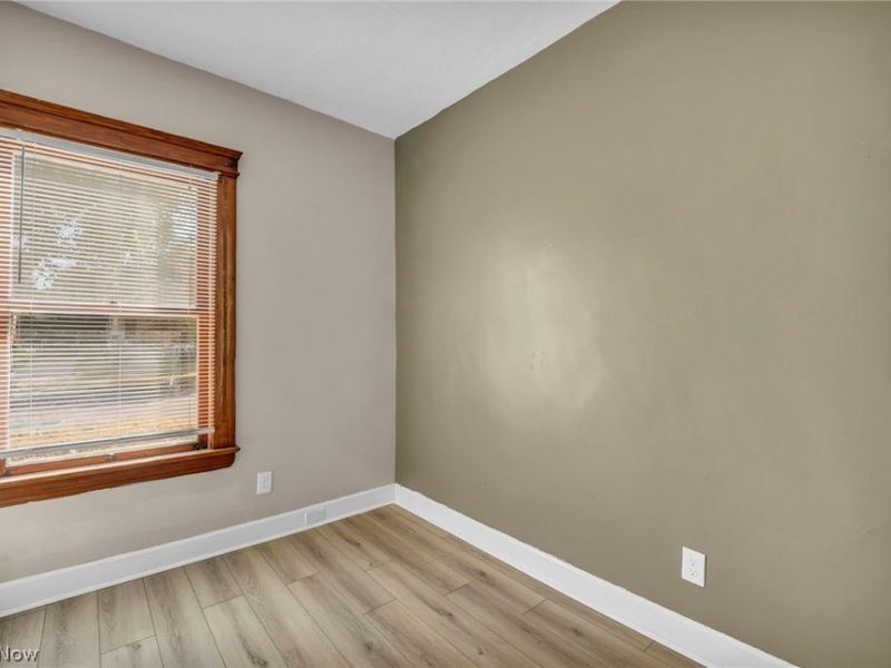 3658 E 55th Street, Cleveland, OH 44105 Photo 16