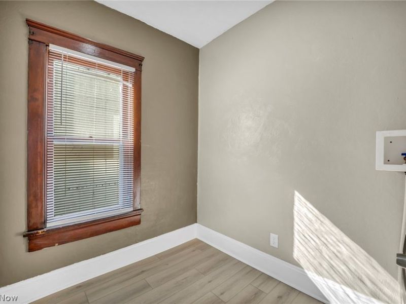 3658 E 55th Street, Cleveland, OH 44105 Photo 24