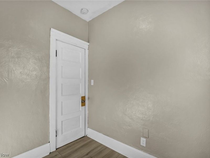 3658 E 55th Street, Cleveland, OH 44105 Photo 26