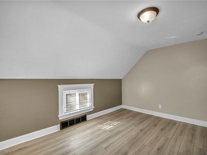 3658 E 55th Street, Cleveland, OH 44105 Photo 32