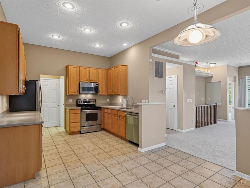 3664 Aston Woods Drive, Miami Township, OH 45002 Photo 14