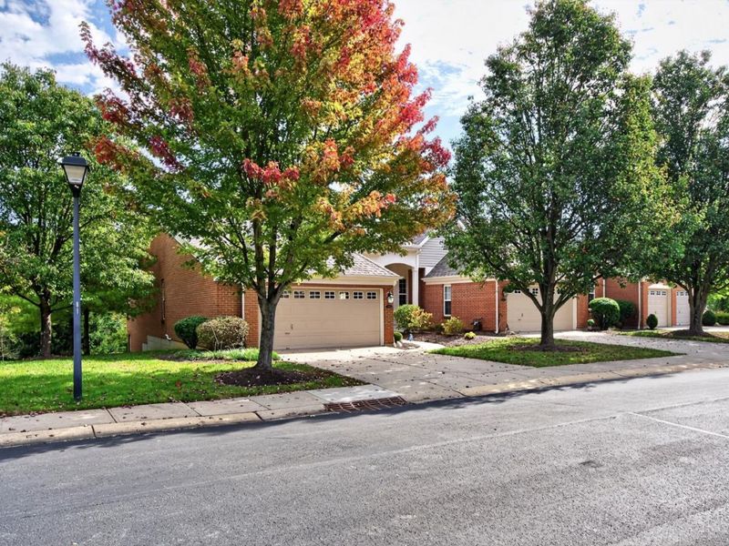 3664 Aston Woods Drive, Miami Township, OH 45002 Photo 2