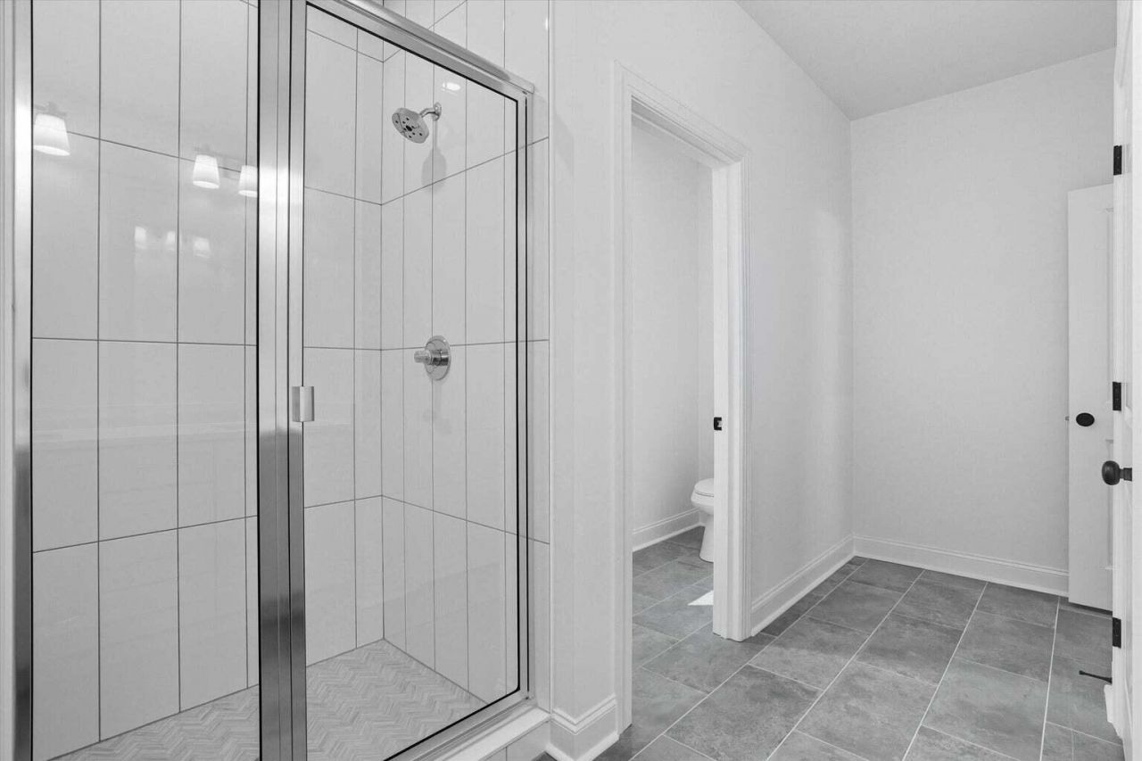 536 Hayes Park Boulevard Photo 21