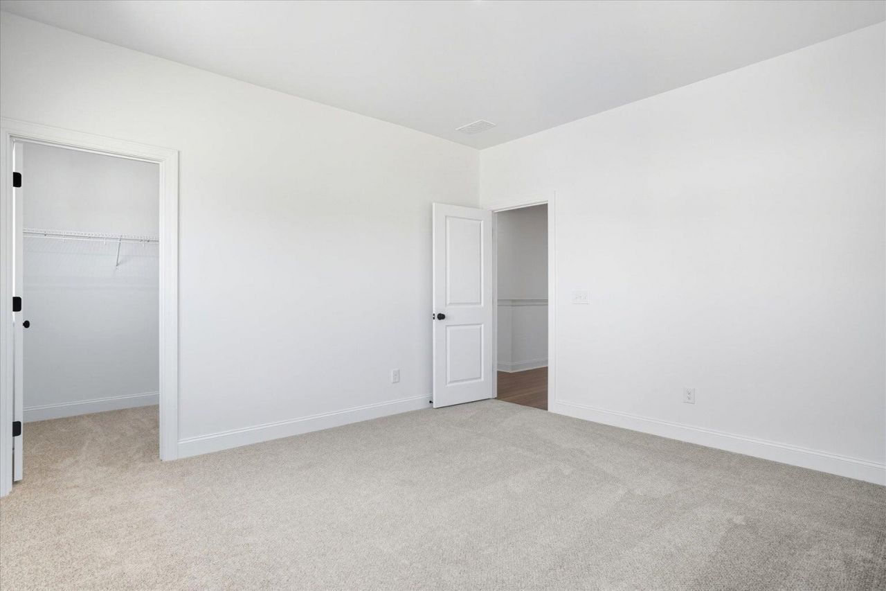 532 Hayes Park Boulevard Photo 20