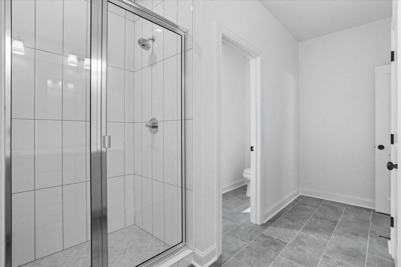 532 Hayes Park Boulevard Photo 31