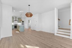 532 Hayes Park Boulevard photo 4