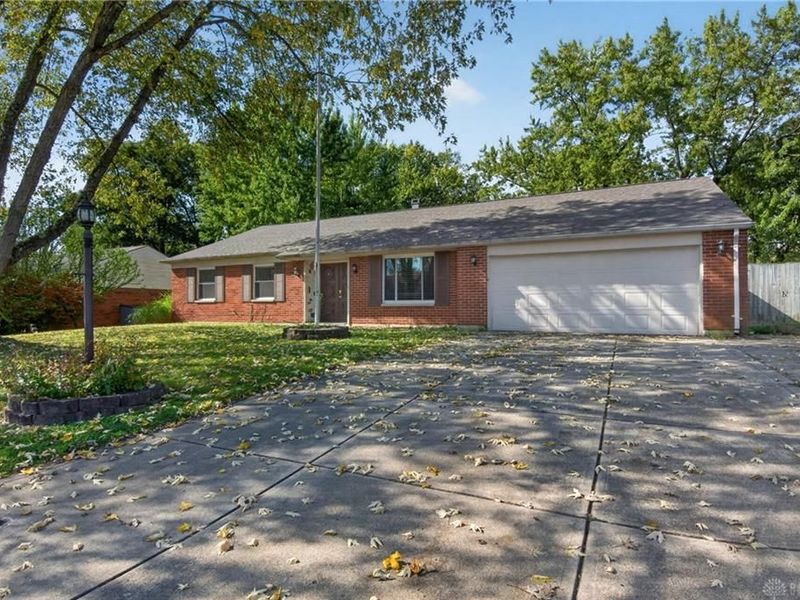 6201 Noranda Drive, Clayton, OH 45415 Photo 2
