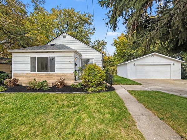 320 Rapid Street , Pontiac, Mi 48341