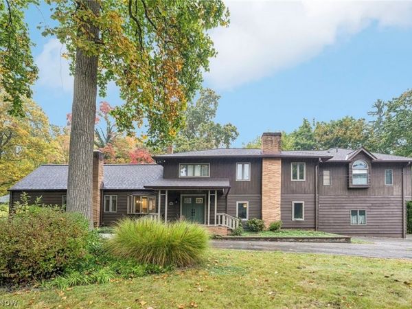 29437 Eddy Road , Willoughby Hills, OH 44092