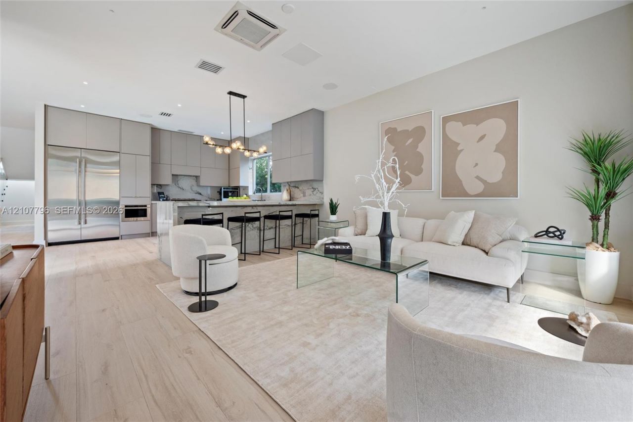 9181 Carlyle Ave , Surfside, FL 33154 Photo