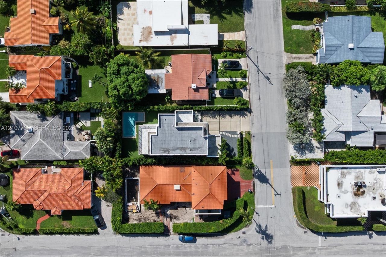 9181 Carlyle Ave , Surfside, FL 33154 Photo