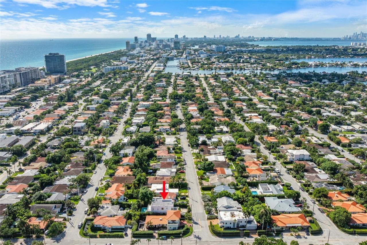 9181 Carlyle Ave , Surfside, FL 33154 Photo