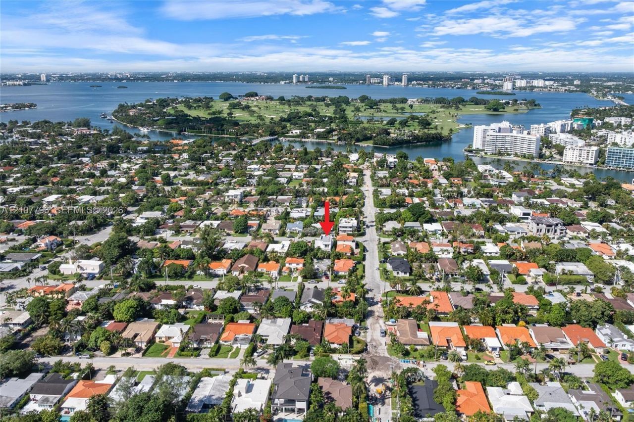 9181 Carlyle Ave , Surfside, FL 33154 Photo