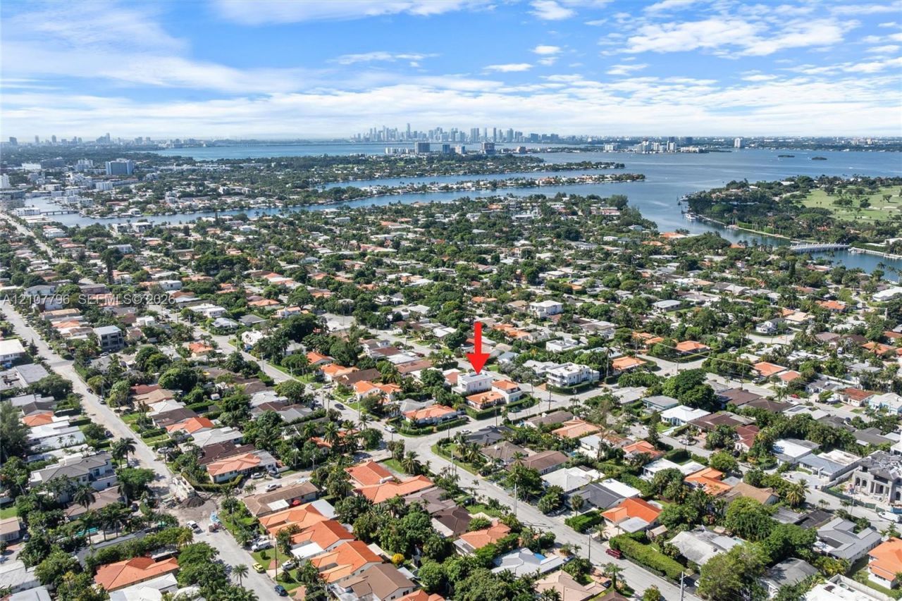 9181 Carlyle Ave , Surfside, FL 33154 Photo