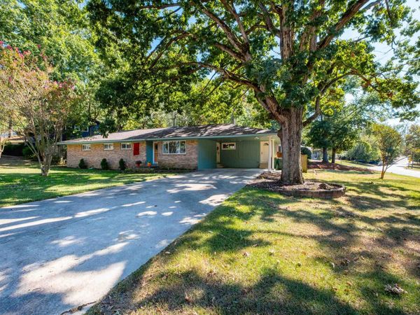 420 Del Rio Drive, Little Rock, AR 72205