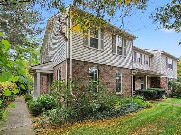 3318 Alpine Drive, Ann Arbor, MI 48108