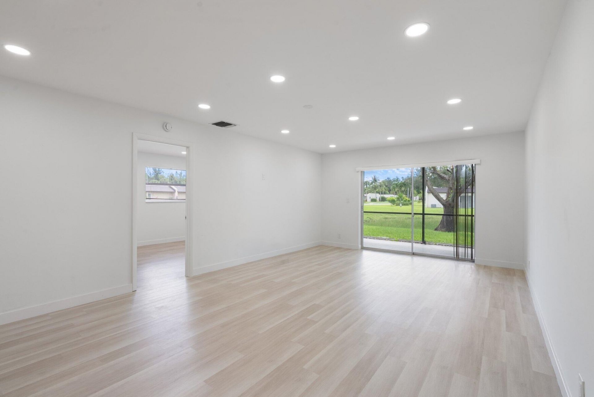 100 Lake Rebecca Drive, West Palm Beach, FL 33411 Photo