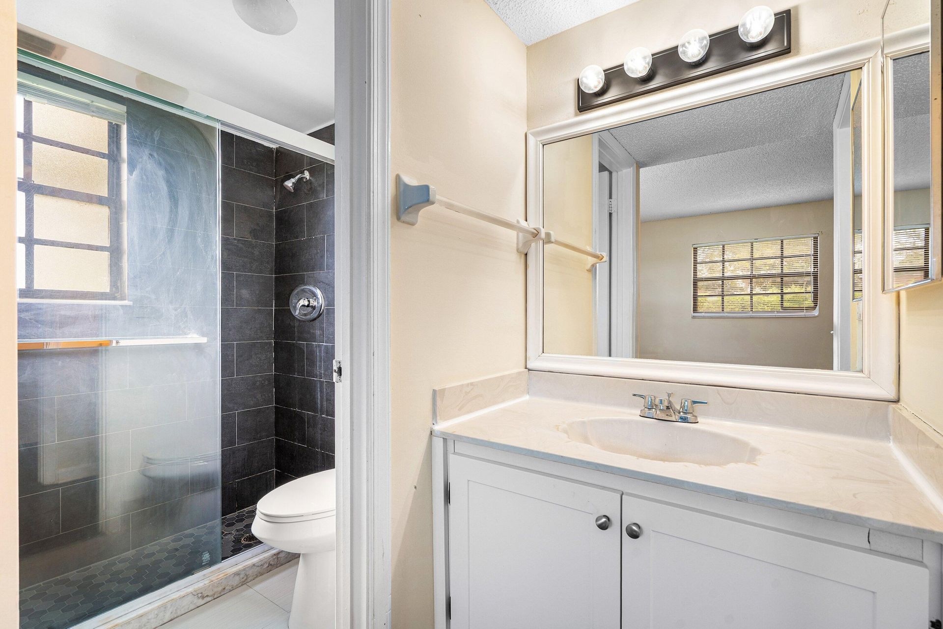 4463 Oak Terrace Drive, Greenacres, FL 33463 Photo