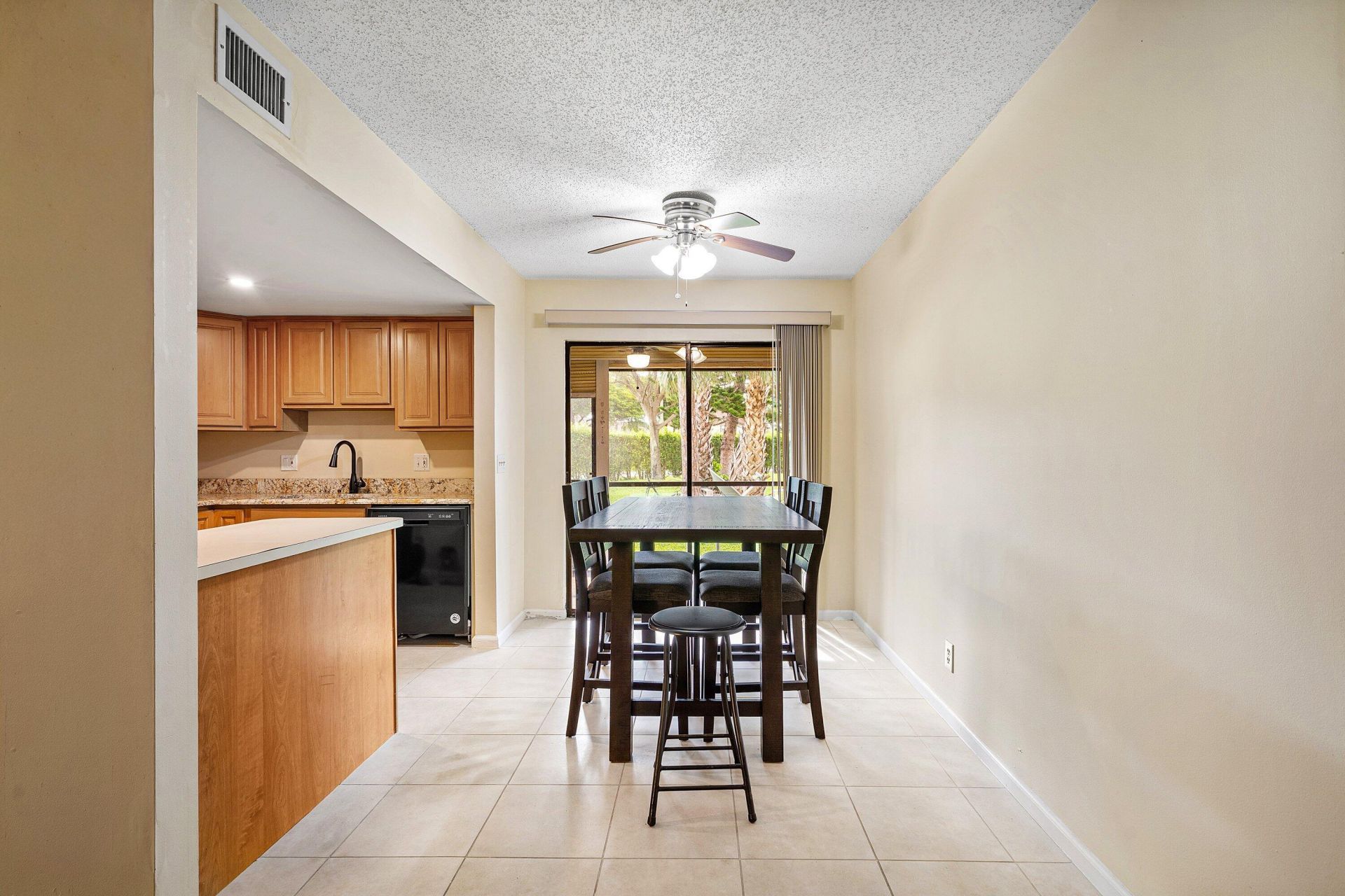 4463 Oak Terrace Drive, Greenacres, FL 33463 Photo