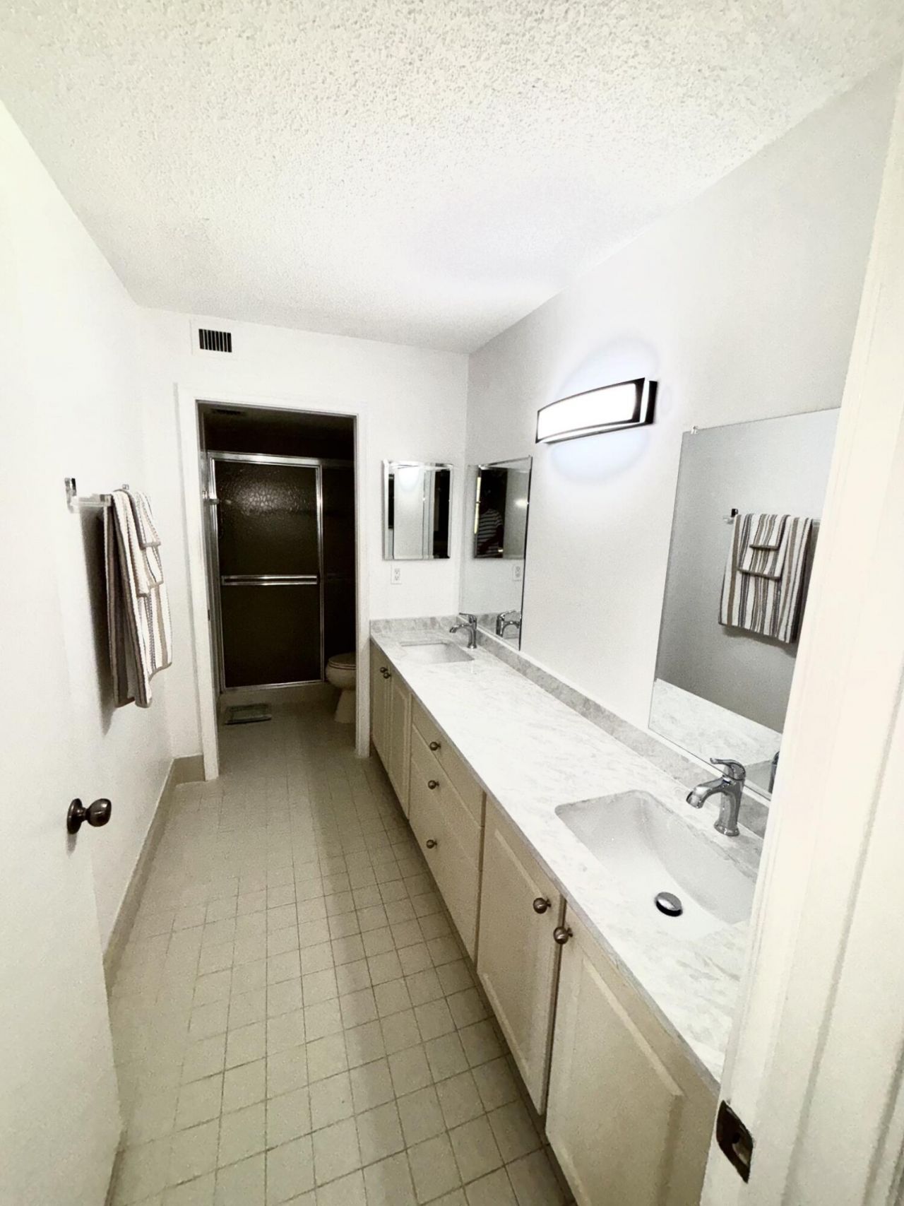 9927 Seacrest Circle, Unit 102, Boynton Beach, FL 33437 Photo