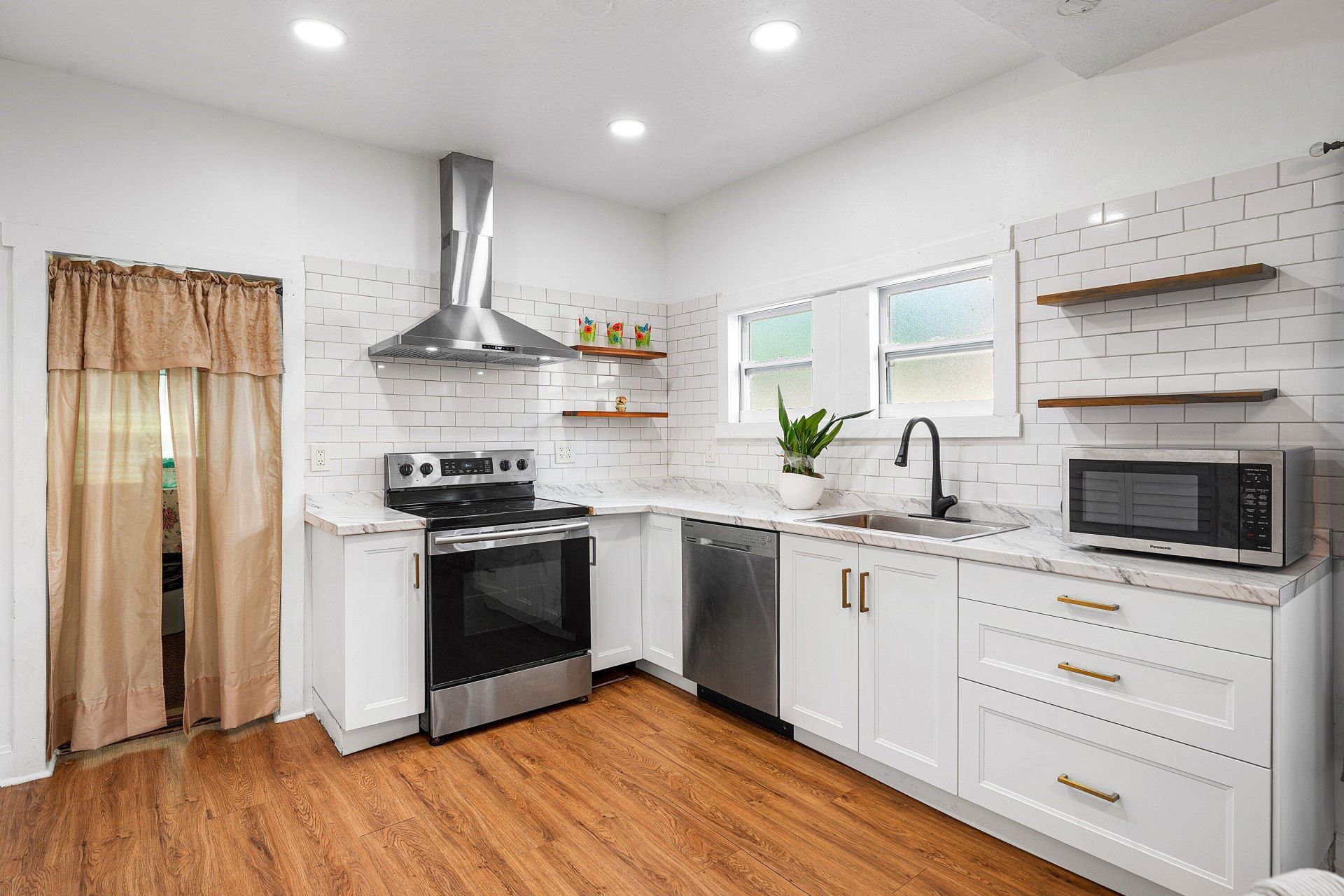 120 NW 4th Avenue, Boynton Beach, FL 33435 Photo