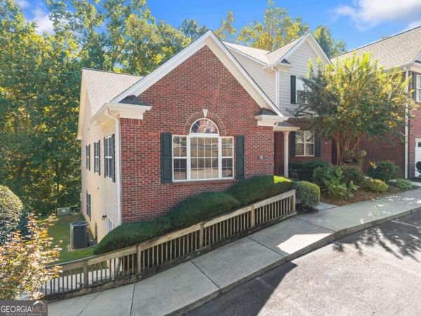 2075 Pine Tree Drive, Unit B1, Buford, GA 30518