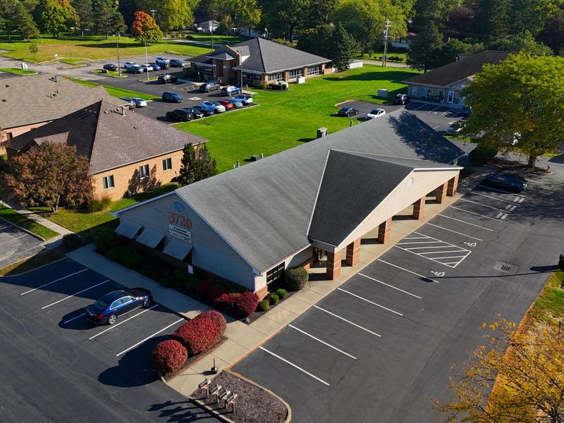 3720 Ridge Mill Drive , Unit B, Hilliard, OH 43026 Photo 2