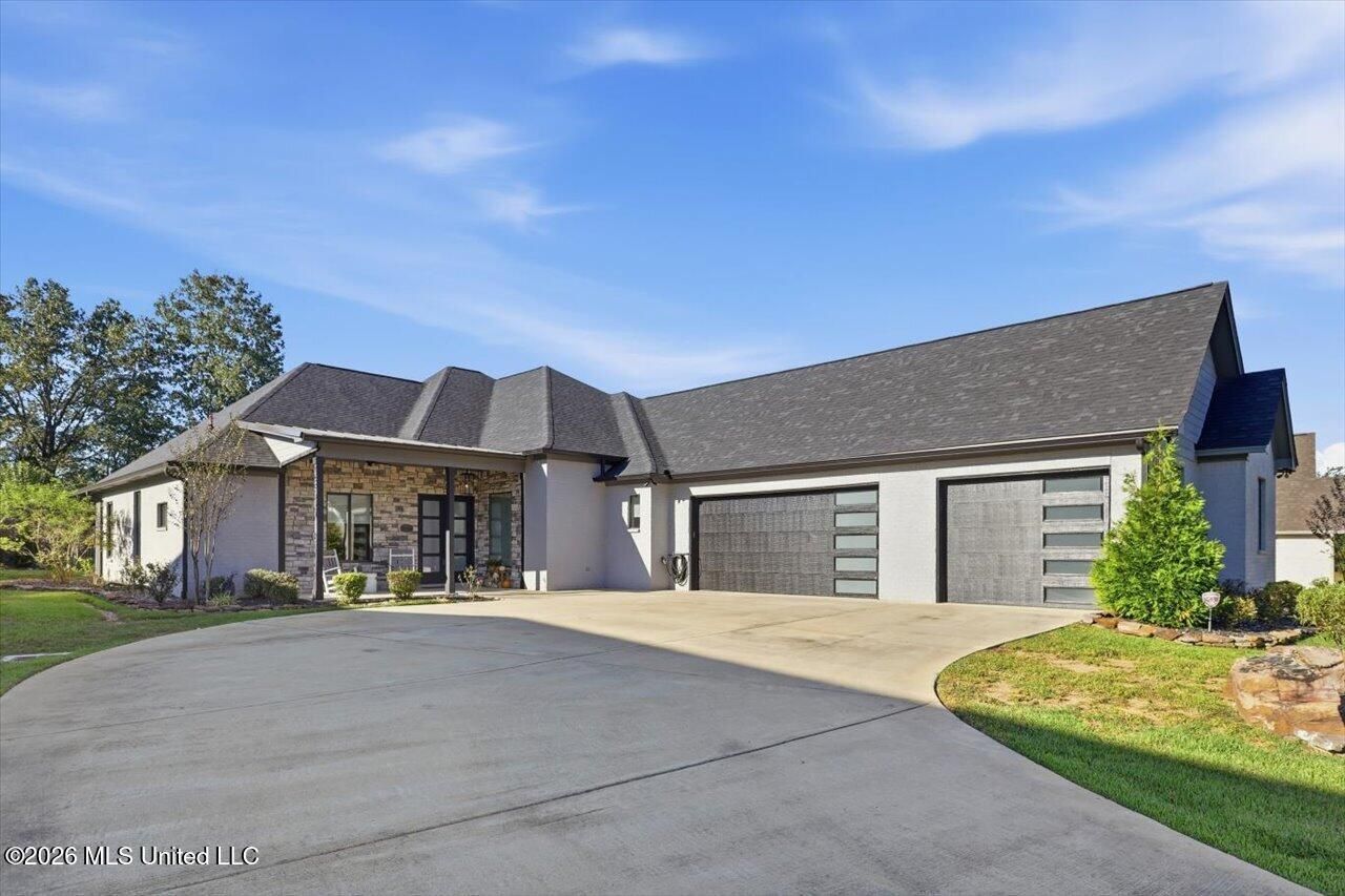 109 Biltmore Cove Flowood, MS 39232