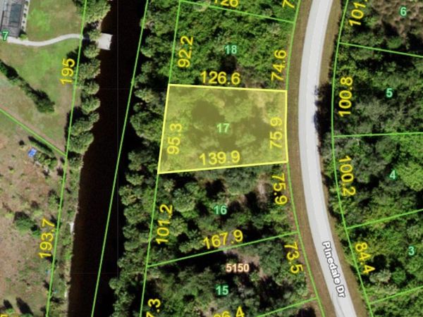7545 PINEDALE DRIVE , PORT CHARLOTTE, FL 33981