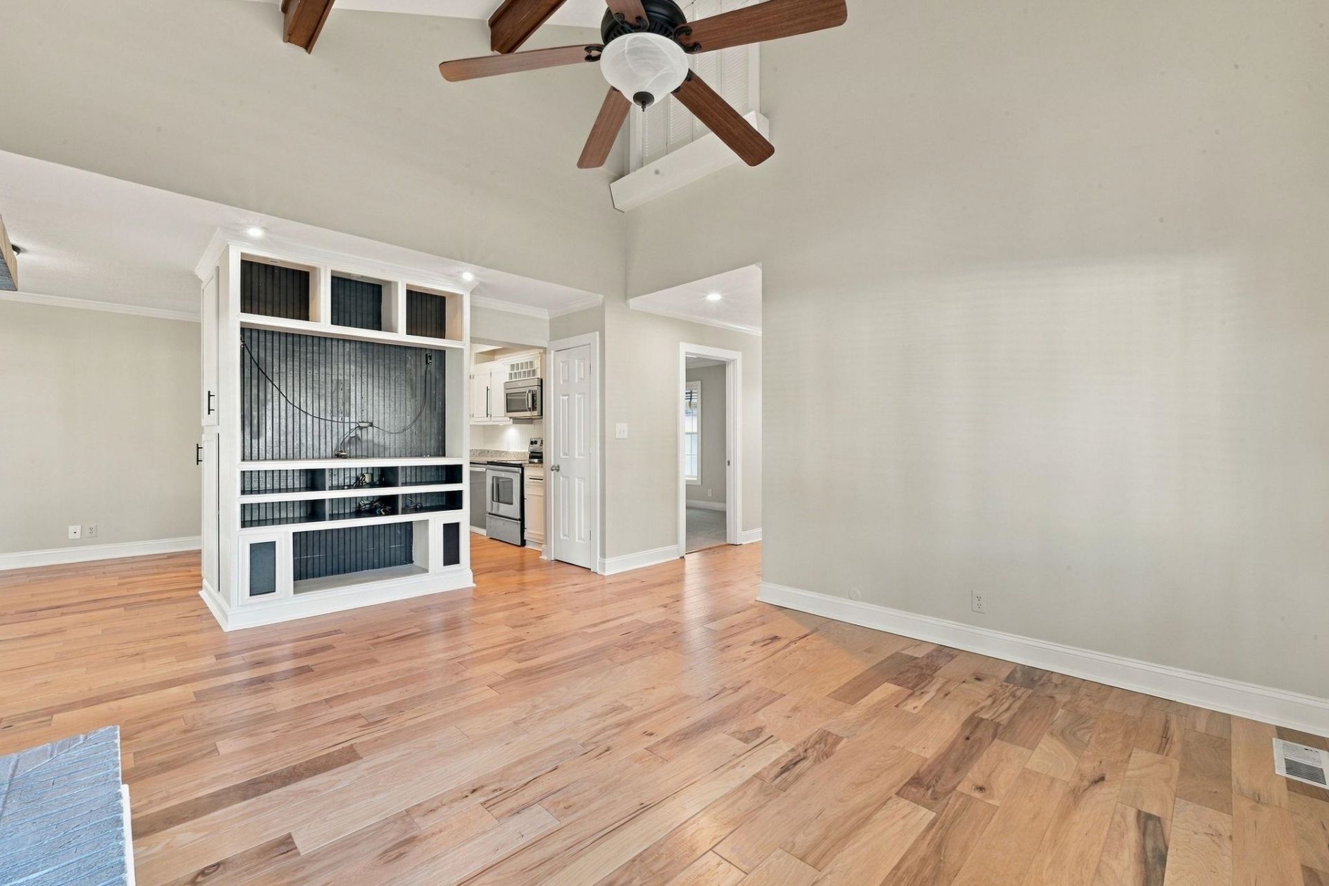 1633 Landing Rd.  Photo 10