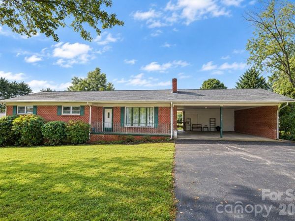 7320 Old Laurel Road, Hickory, NC 28168