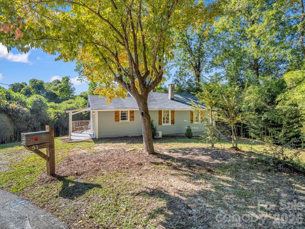 51 Shepherd Street , Tryon, NC 28782