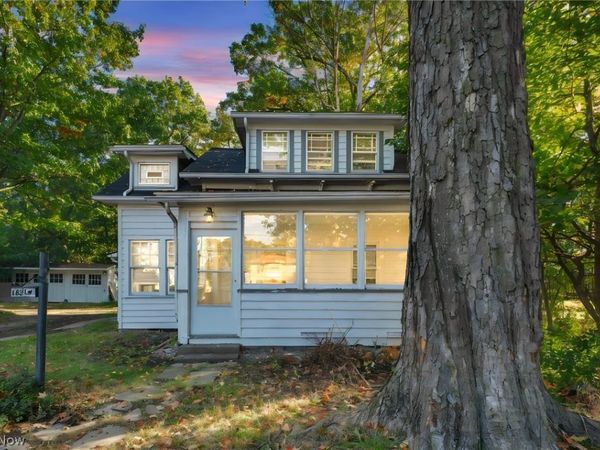 18319 Marcella Road , Cleveland, OH 44119