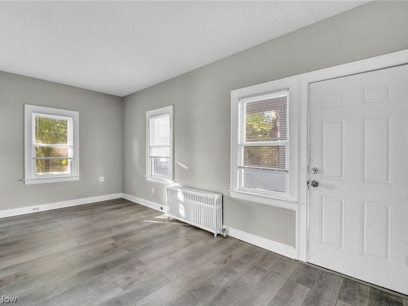 18319 Marcella Road, Cleveland, OH 44119 Photo 18